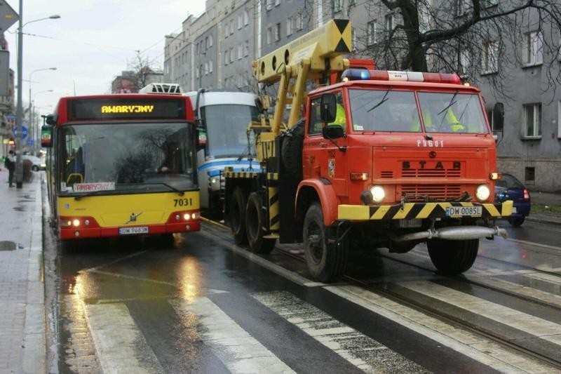 Wocław: Awaria Tramwaju Plus na Hubskiej. Nie jeździły tramwaje (ZDJĘCIA)