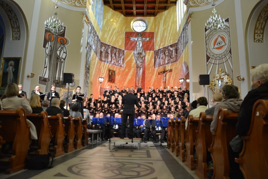 XVI Koncert Papieski -  24 październik - Ostrów Wielkopolski.