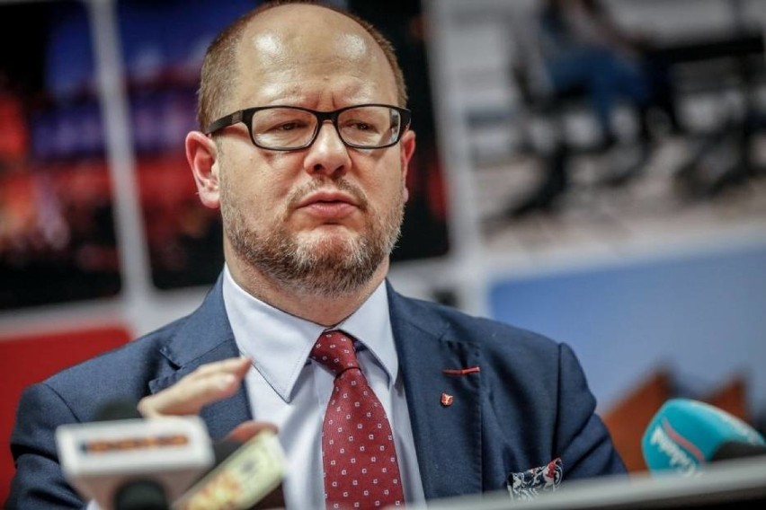 Paweł Adamowicz kontra Kacper Płażyński na Twitterze. Pytanie o Konstytucję i reformę sądownictwa