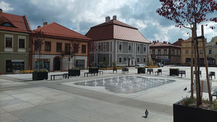 Rynek w Bochni i gmach Muzeum im. Stanisława Fischera