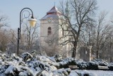 Zima w Pińczowie. Tak wygląda miasto pod śniegiem i lodem. Zobaczcie zdjęcia