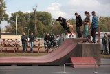 Ewolucje na pleszewskim skateparku