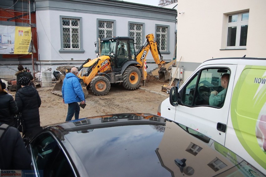 Remont i przebudowa byłego Banku Gospodarstwa Krajowego na...