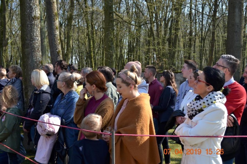 Tłumy w Górce Klasztornej. Odbyło się Misterium Męki Pańskiej [ZDJĘCIA]