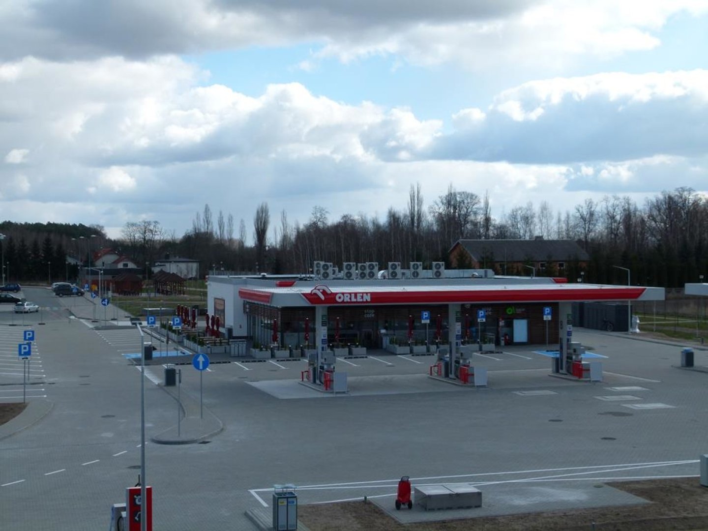 MOP Paprotnia na drodze S8 będzie miał stację benzynową [zdjęcia] | Zduńska  Wola Nasze Miasto