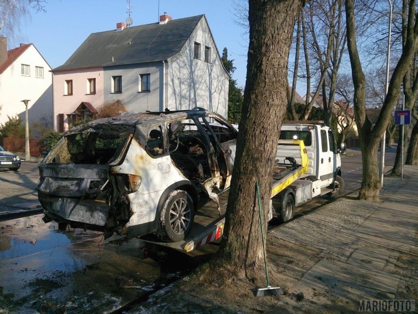 W czwartek rano na ulicy Dąbrowskiego w Opolu zapaliło się...