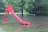 Plac zabaw w parku Wodziczki zatopiony [zdjęcia]