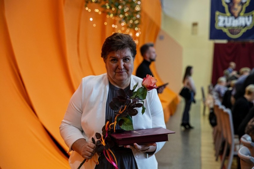 Dzień Nauczyciela w Białymstoku. Prezydent nagrodził kilkuset pedagogów (zdjęcia)