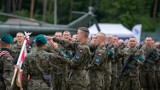 Przysięga żołnierzy ochotników w 25 Brygadzie Kawalerii Powietrznej w Tomaszowie z udziałem szefa MON Mariusza Błaszczaka. ZDJĘCIA, VIDEO
