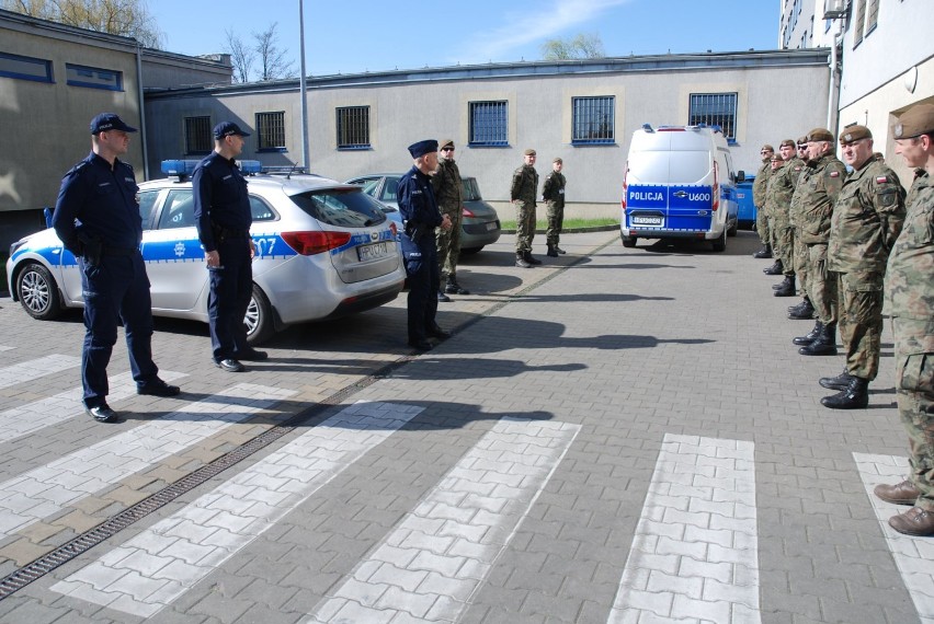 Wspólne patrole policji i żołnierzy na ulicach Ostrowa Wielkopolskiego i powiatu