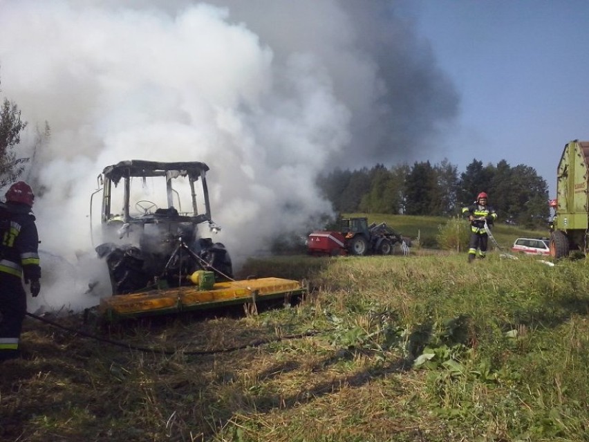 Pożar ciągnika w Galwiecie