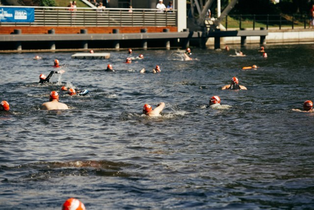 We wtorek na Brdzie odbyły się zawody sportowe. Sterujący złamał przepisy pływając po zamkniętym szlaku wodnym.