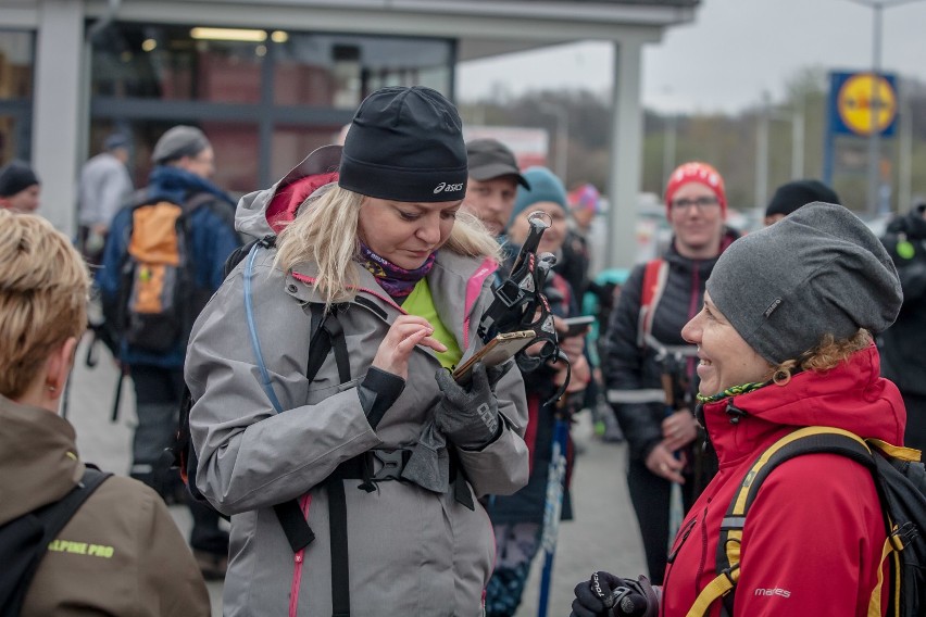 Rajd w ramach 2. Amatorskiej Ogólnopolskiej Ligi Mistrzów Nordic Walking w Wałbrzychu