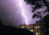 Burze nad woj. śląskim [3 maja 2012]. Ogłoszono pierwszy stopień zagrożenia burzowego