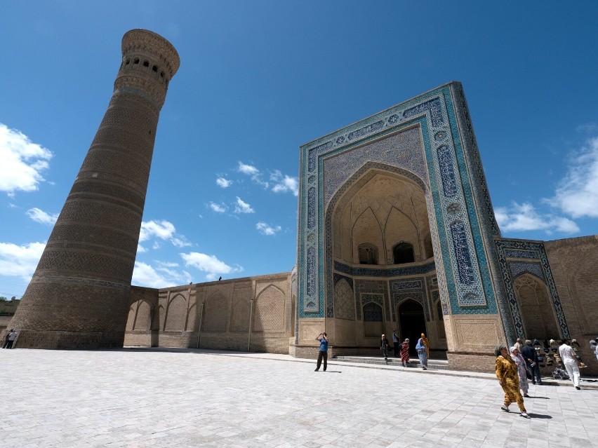 Uzbekistan leżał niegdyś na Jedwabnym Szlaku i jego...