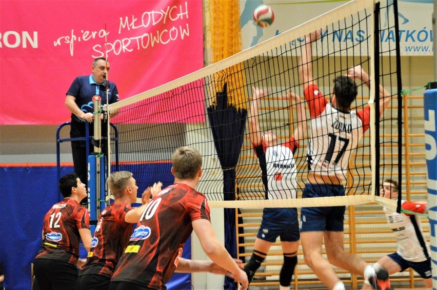 Siatkówka. Dreszczowiec w wykonaniu Kęczanina Kęty na otwarcie play-off z TS Volley Rybnik [ZDJĘCIA]