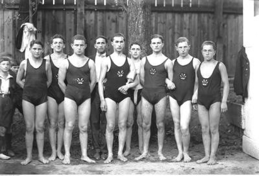 18. Jutrzenka Kraków (piłka wodna) – 3 lata, 3 trofea
1925,...