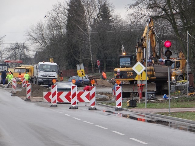 Ulica 1 Maja i Krakowskie Przedmieście z ruchem wahadłowym