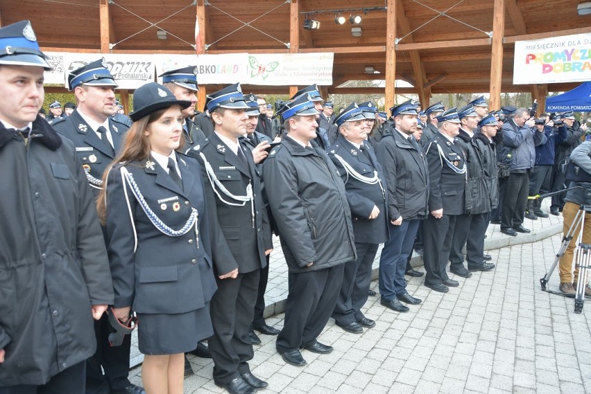Rabka-Zdrój. Minister Ziobro przekazał sprzęt strażakom OSP [ZDJĘCIA]