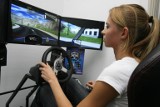 Duże szkoły w woj. śląskim nauczą jeździć autem przez internet
