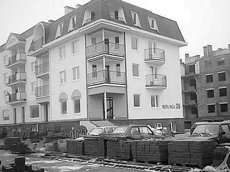Ten budynek przy ul. Berlinga dał Emilowi Derdzie tytuł ,,Przedsiębiorcy Roku&#8217;&#8217; w powiecie słupeckim.