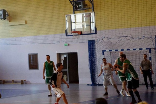 Półfinał Kaliskiej Ligi Koszykówki Jaro Team - KS Play Basket Kraszewice