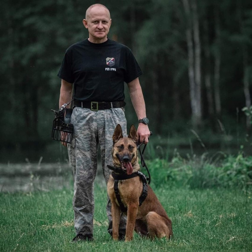 Rafał Budnik z Komendy Powiatowej Policji w Kościerzynie i pies Roni wzięli udział w międzynarodowym szkoleniu 