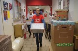 Wolontariusze z Radomska przygotują "szlachetną paczkę". Trwa zbiórka pieniędzy