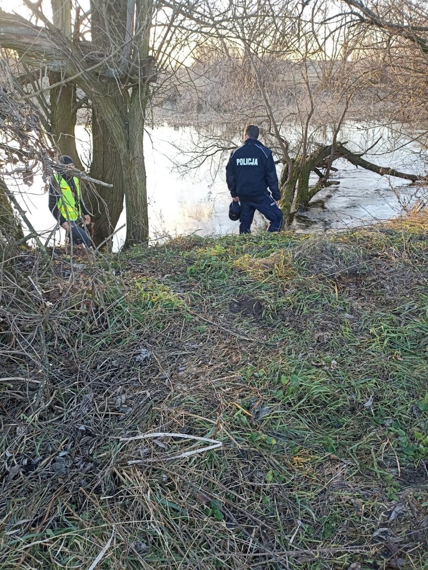 [AKTUALIZACJA] Matka skoczyła za synem do rzeki Wieprz. 10-latek nie żyje, kobiety szuka helikopter wojskowy