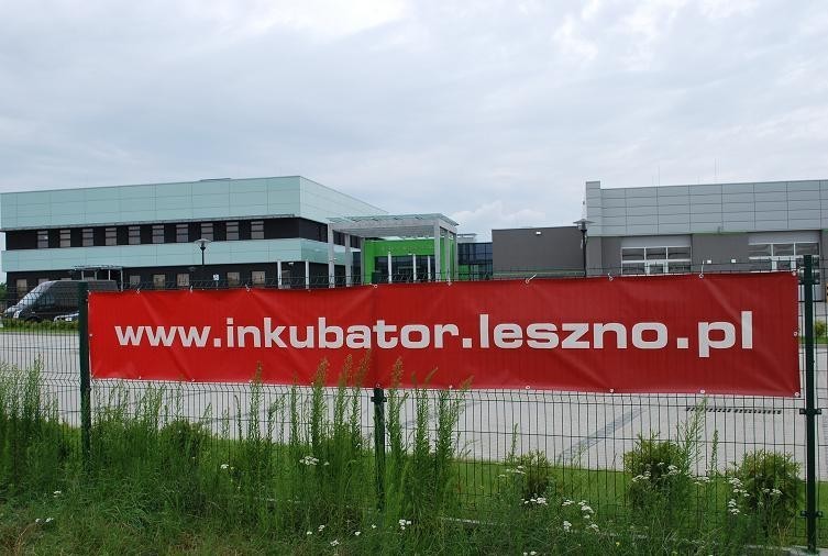 Leszno: Zakończyła się budowa Inkubatora Przedsiębiorczości w strefie inwestycyjnej [ZDJĘCIA]