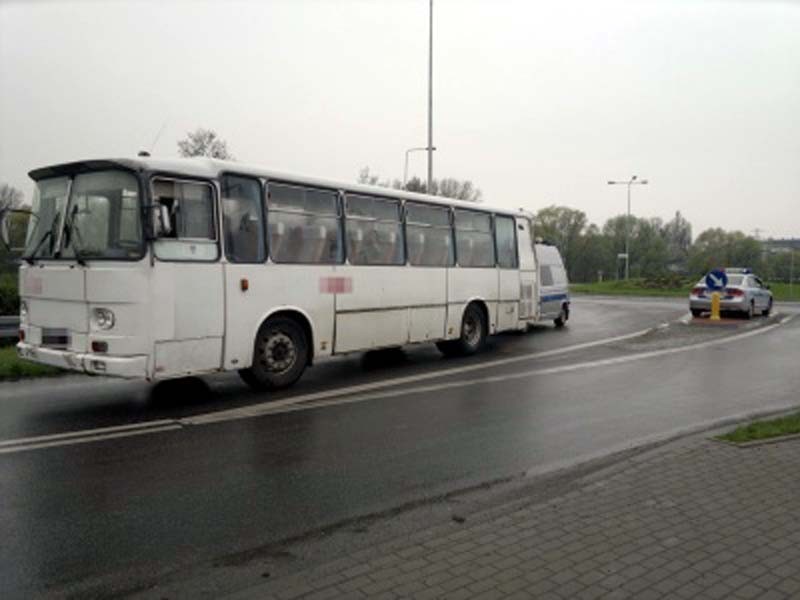 Kalisz: Pijany kierowca autobusu PKS wiózł pasażerów