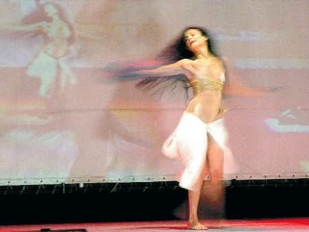 Karine Saporta rok temu zaprezentowała się maltańskiej publiczności w monodramie. W tym roku przygotowała z tancerzami Polskiego Teatru Tańca premierę autorskiego spektaklu - FOT. DARIUSZ KWIECIEŃ
