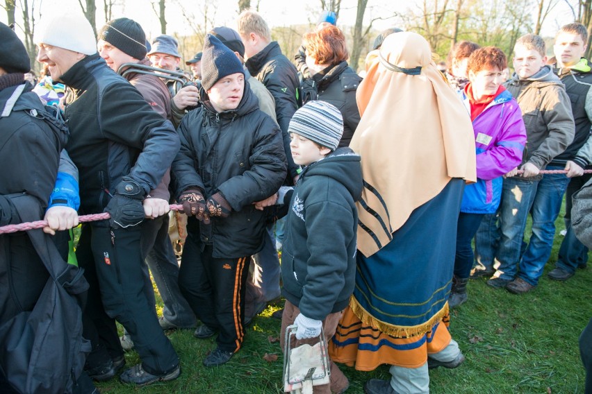 Kalwaria Zebrzydowska, Wielkanoc 2014: Procesja w Wielki Piątek [ZDJĘCIA]