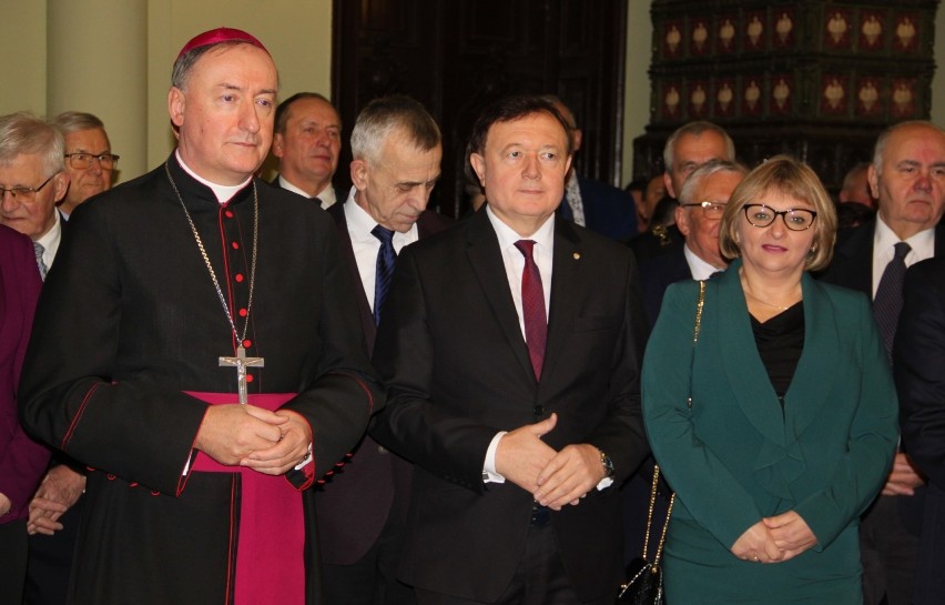 Biskup Andrzej Jeż spotkał się z rzemieślnikami na opłatku