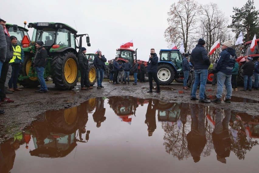 Rolnicy, przedsiębiorcy i producenci żywności wyjechali na...