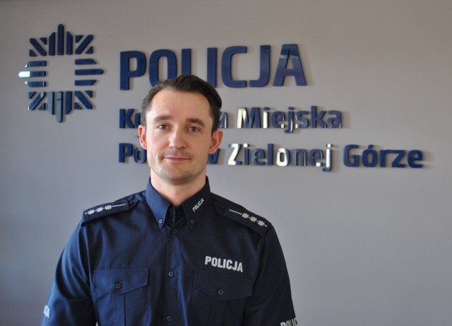 St asp. Maciej Matuszewski w Zielonej Górze po służbie zatrzymał sklepowych złodziei.
