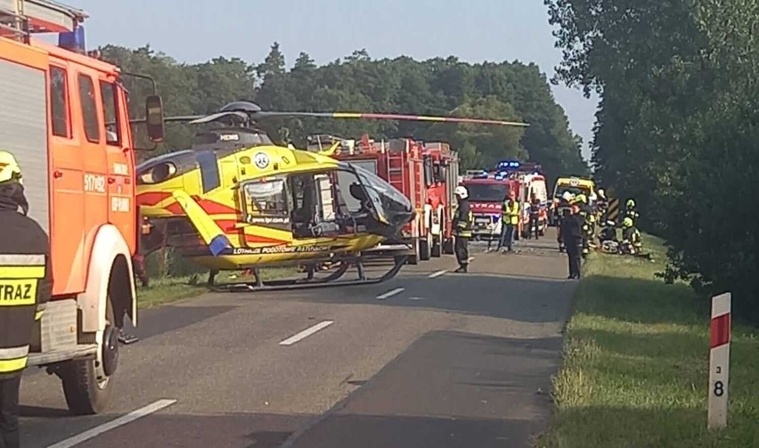 Wypadek w gminie Gidle. Kierująca z 4 promilami zderzyła się z busem [ZDJĘCIA]