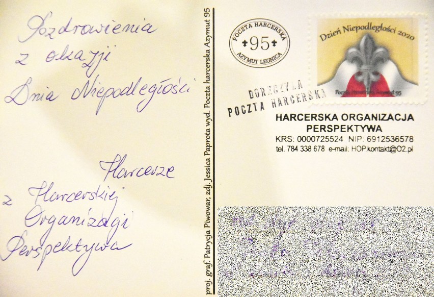 Karta pocztowa z Piłsudskim w Legnicy podczas pandemii [ZDJĘCIA]