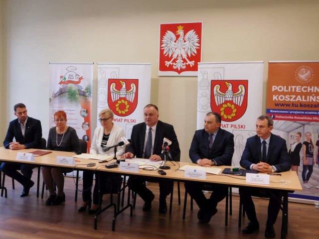 Podpisanie umowy między ZSG w Pile a Politechniką Koszalińską