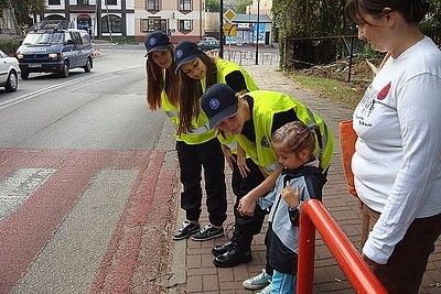 Kłobuck: Policja ma nowych pomocników. To uczniowie klas mundurowych [ZDJĘCIA]