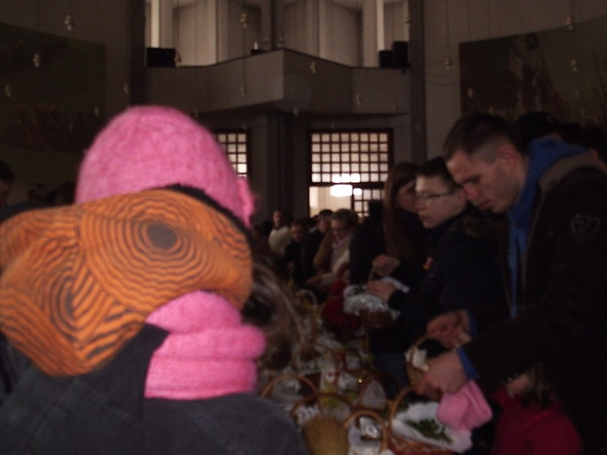 Mieszkańcy Suwałk święcili pokarmy [zdjęcia]