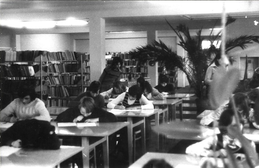 Biblioteka w Oleśnie, konkurs czytelniczy w 1978 r.