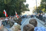 Marsz Pamięci przeszedł ulicami Warszawy. Oddali hołd ofiarom Rzezi Woli [ZDJĘCIA, WIDEO]