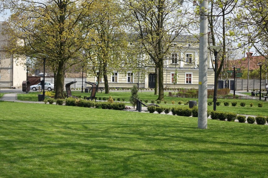 Gostyń. Park Miejski to idealne miejsce, w którym odpoczniesz na łonie natury i zapomnisz o miejskim zgiełku. Wiosenna odsłona [ZDJĘCIA]