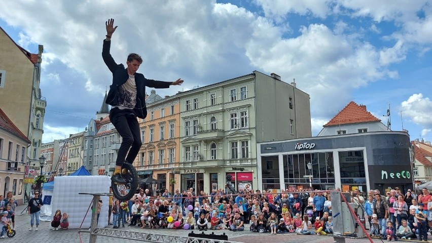 Festiwal BuskerBus 2021 w Zielonej Górze (24-25 sierpnia)