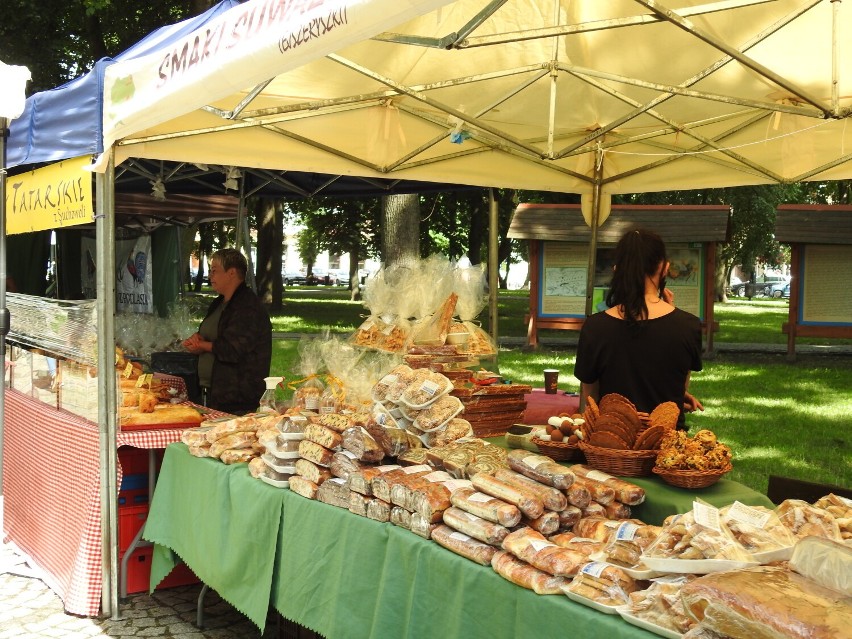 Targi Polska smakuje w Augustowie. Wielki kiermasz produktów tradycyjnych [Zdjęcia]