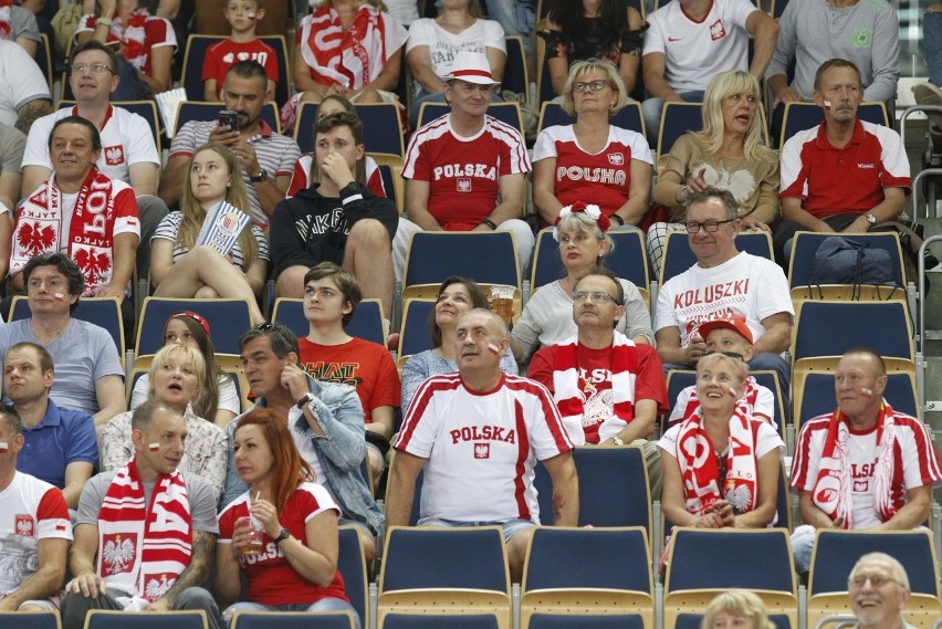 Kibice na meczu Polska-Słowenia. Polskie siatkarki wygrały [ZDJĘCIA]