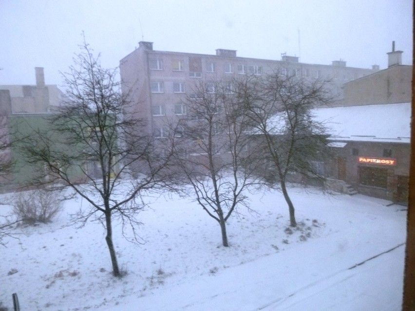Zima Sławno. Spadł śnieg w stolicy powiatu sławieńskiego