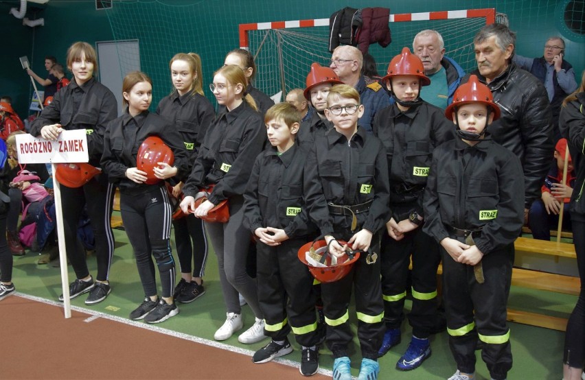 III Halowe Zawody Sportowo-Pożarnicze Młodzieżowych Drużyn Pożarniczych [zdjęcia]