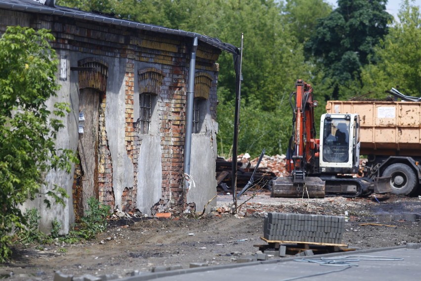 Zabytkowa Praska Stalownia burzona bez pozwolenia. Tracimy historyczne budynki z XIX wieku. Dlaczego?